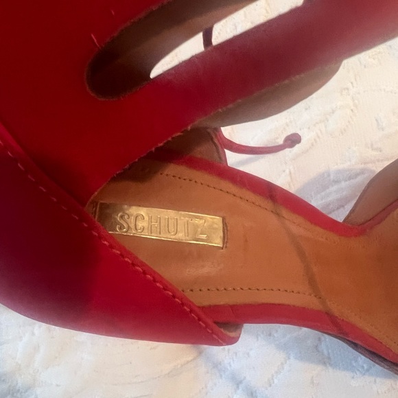Shultz Red Suede Pumps, size 9.5B - Picture 7 of 9